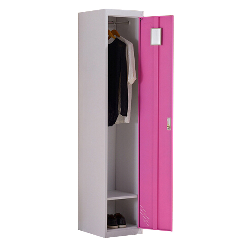 Single door locker